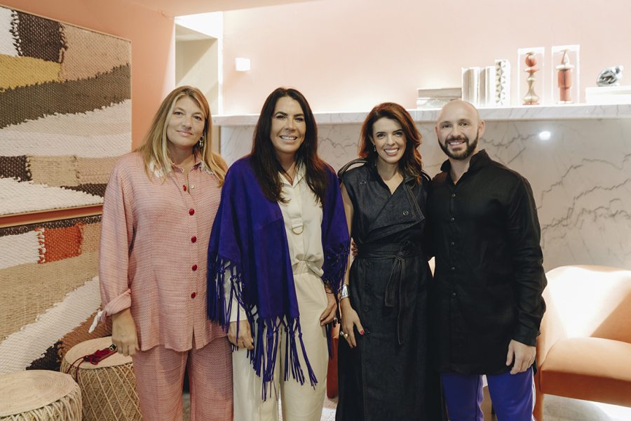 Angela Chinasso, Márcia Almeida, Lucila Turqueto e Carlos Reichmann 