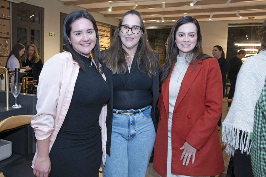 Juliana Lepek, Thaís Knaut e Bruna Justi