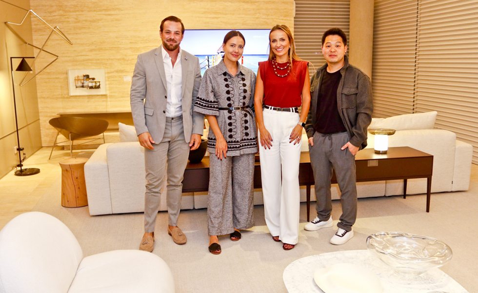 Maurício Bittar, RP da Casual Móveis, e Aline Perussolo, da Construtora San Remo,com os arquitetos da BST Arquitetura, Camille Scopel e Thiago Tanaka Maurício Bittar, RP da Casual Móveis, e Aline Perussolo, da Construtora San Remo,com os arquitetos da BST Arquitetura, Camille Scopel e Thiago Tanaka
